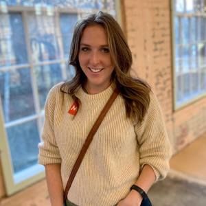 Meet your Posher, Ashley